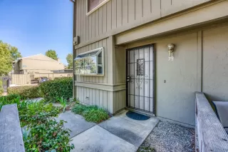 Photo #2: 223101222 Listing 