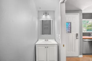 Photo #5: 223101222 Listing 