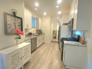 Photo #3: 223101786 Listing