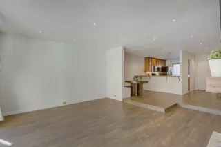 Photo #2: 223102079 Listing