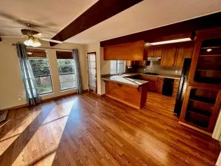 Photo #3: 223102662 Listing 
