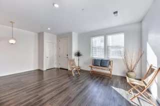 Photo #6: 223103078 Listing