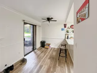 Photo #2: 223103379 Listing