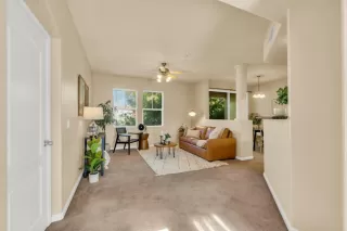 Photo #3: 223103557 Listing 