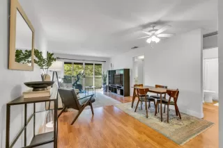Photo #1: 223103735 Listing 