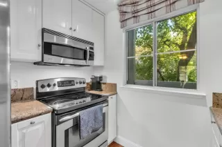 Photo #4: 223103735 Listing 