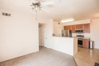 Photo #4: 223103885 Listing 