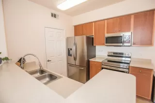 Photo #6: 223103885 Listing 