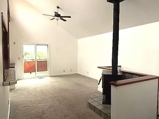 Photo #2: 223103915 Listing 