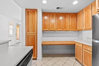 Photo #3: 223104054 Listing