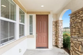 Photo #3: 223104379 Listing