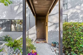 Photo #3: 223105108 Listing