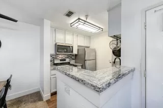 Photo #4: 223105721 Listing