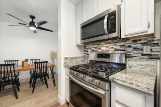 Photo #6: 223105721 Listing