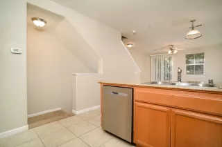 Photo #2: 223106260 Listing 