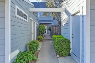 Photo #1: 223106778 Listing 