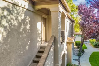 Photo #3: 223106849 Listing 