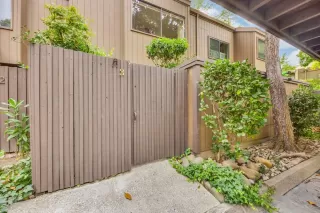 Photo #1: 223106913 Listing