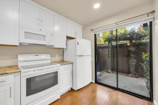 Photo #5: 223106913 Listing
