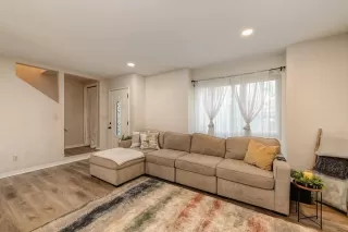 Photo #3: 223107012 Listing 