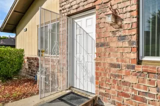 Photo #1: 223107518 Listing 