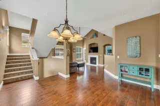 Photo #5: 223107773 Listing 