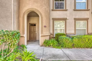 Photo #4: 223107848 Listing