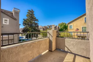 Photo #5: 223107848 Listing