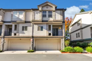 Photo #1: 223108353 Listing