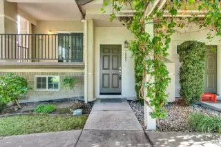 Photo #4: 223108353 Listing