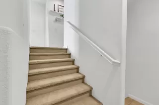 Photo #5: 223108353 Listing