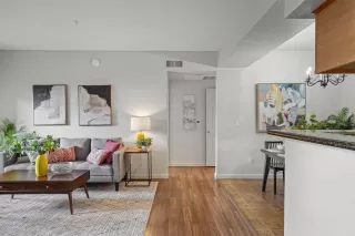 Photo #6: 223108635 Listing 