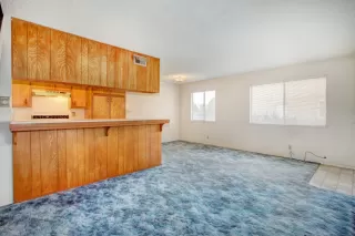 Photo #6: 223108877 Listing