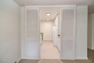 Photo #6: 223109339 Listing