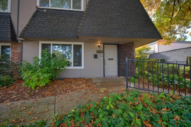 MLS: 223109368 Condo For Sale