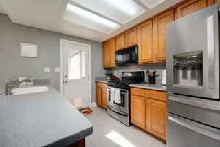 Photo #2: 223109368 Listing