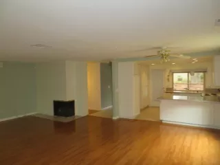 Photo #5: 223110234 Listing