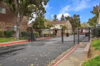 Photo #2: 223110259 Listing 