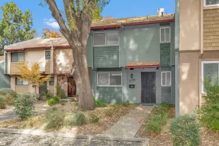 Photo #1: 223110433 Listing 