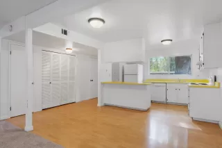 Photo #4: 223110433 Listing 