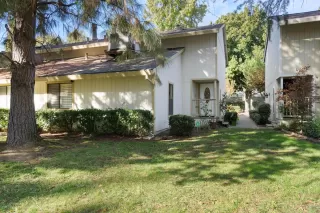 Photo #1: 223110887 Listing 