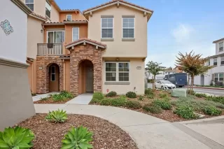 Photo #1: 223110947 Listing 