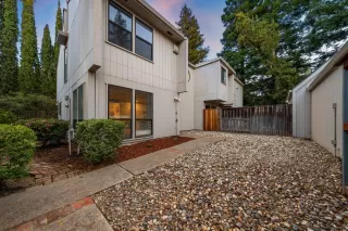 Photo #2: 223111185 Listing 