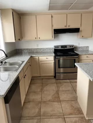 Photo #5: 223111553 Listing 