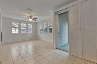 Photo #2: 223111805 Listing