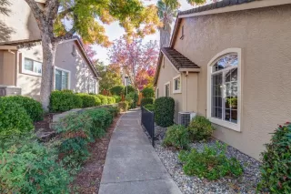 Photo #3: 223111815 Listing