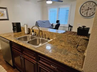 Photo #4: 223112503 Listing