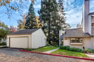 Photo #1: 223112767 Listing 