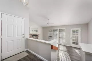 Photo #5: 223112767 Listing 