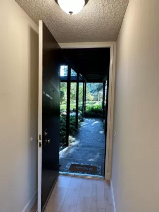 Photo #3: 223112886 Listing 